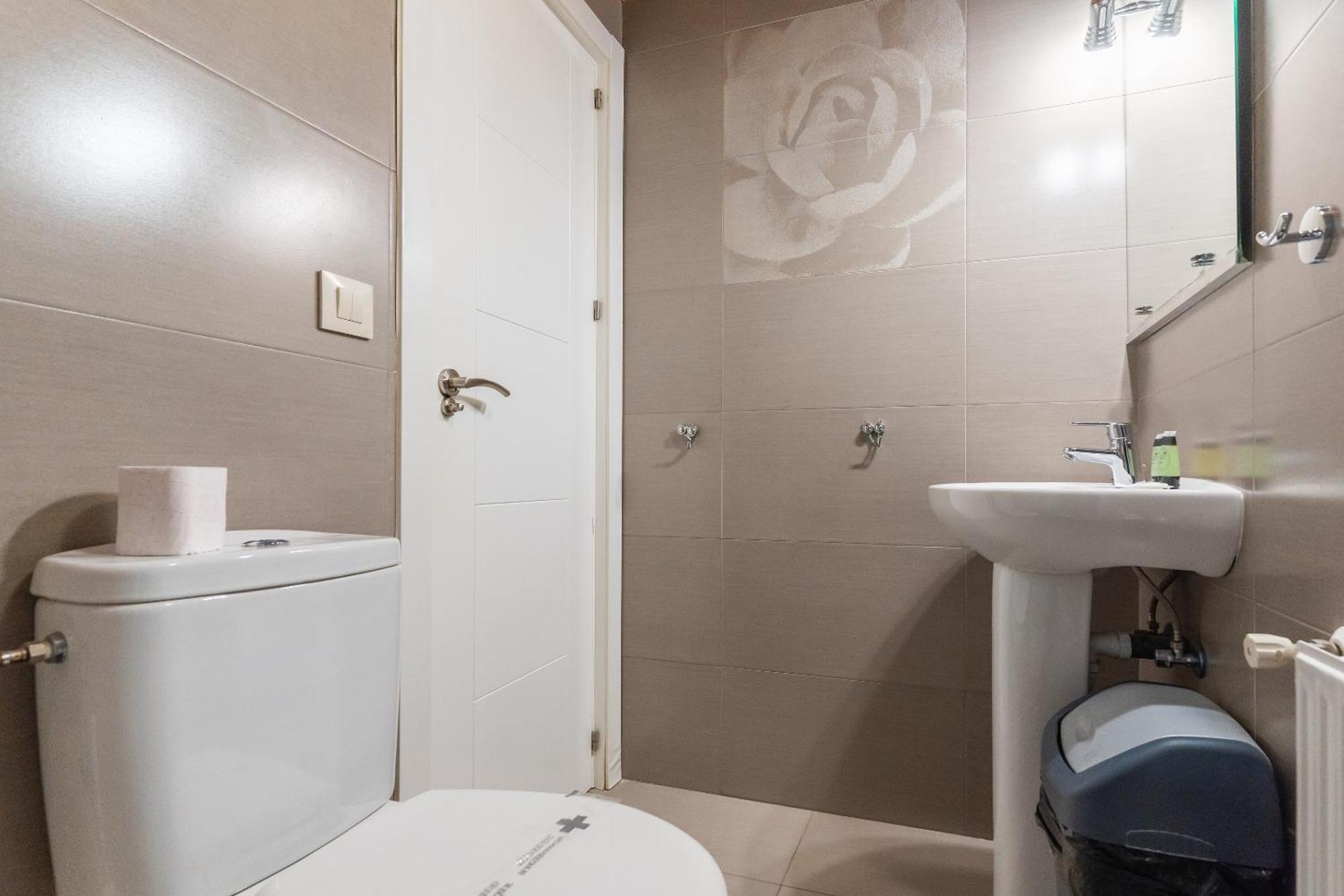 2 Bedrooms 1,5Bathrooms Furnished - Sol - Bright & Functional - Mintystay Мадрид Экстерьер фото