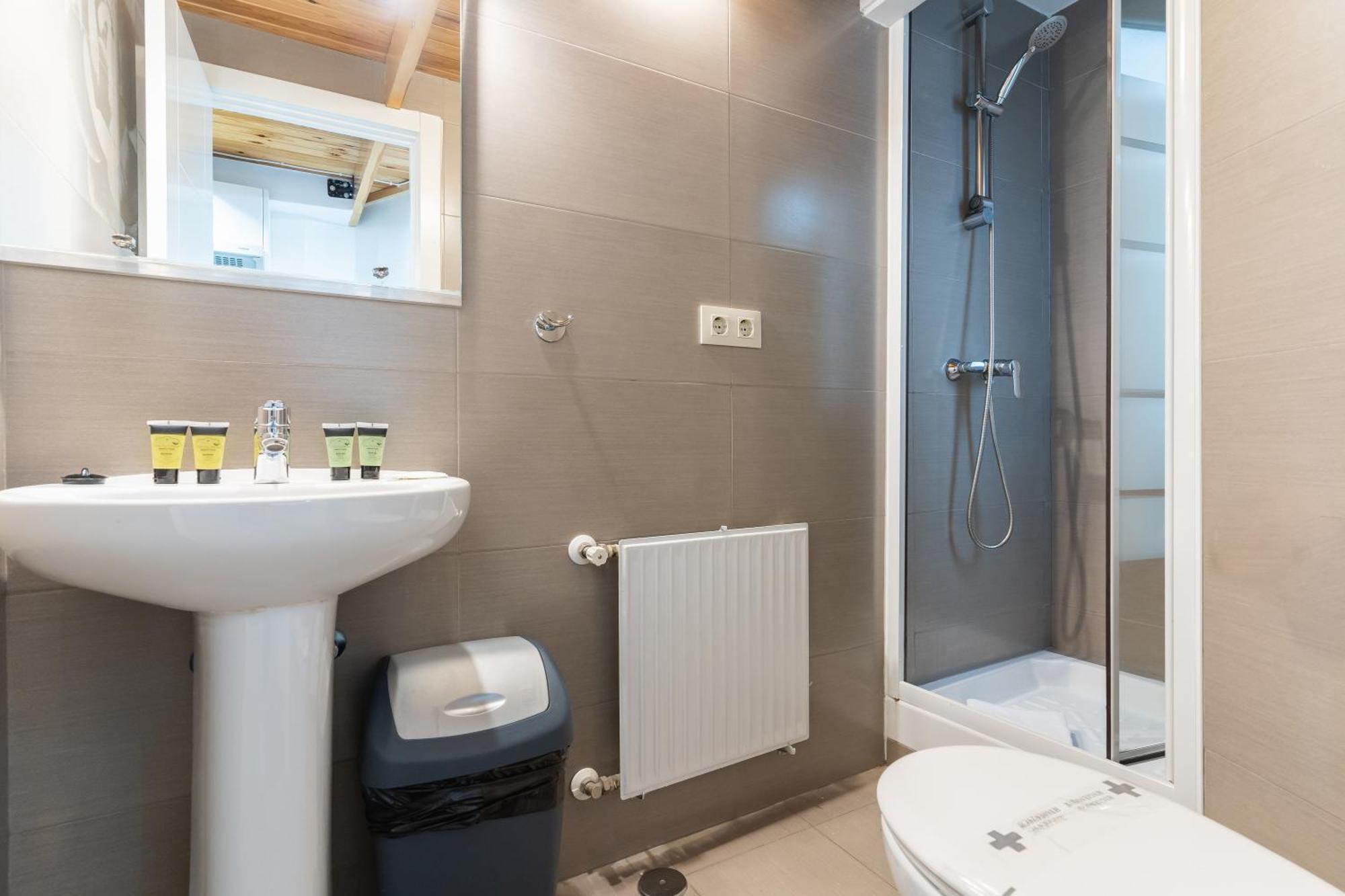 2 Bedrooms 1,5Bathrooms Furnished - Sol - Bright & Functional - Mintystay Мадрид Экстерьер фото