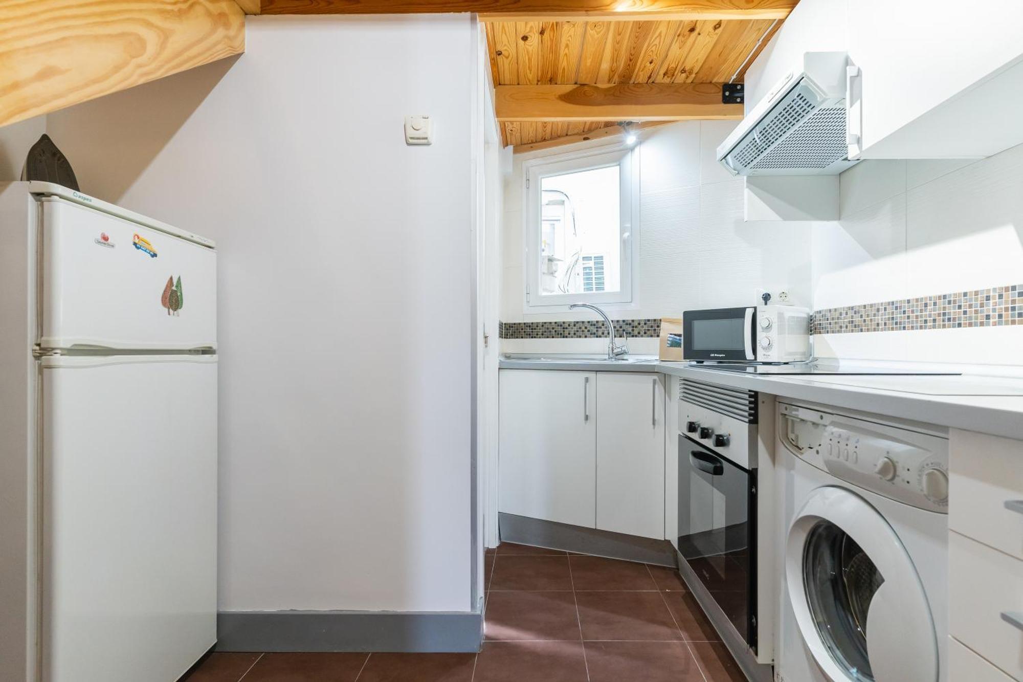 2 Bedrooms 1,5Bathrooms Furnished - Sol - Bright & Functional - Mintystay Мадрид Экстерьер фото