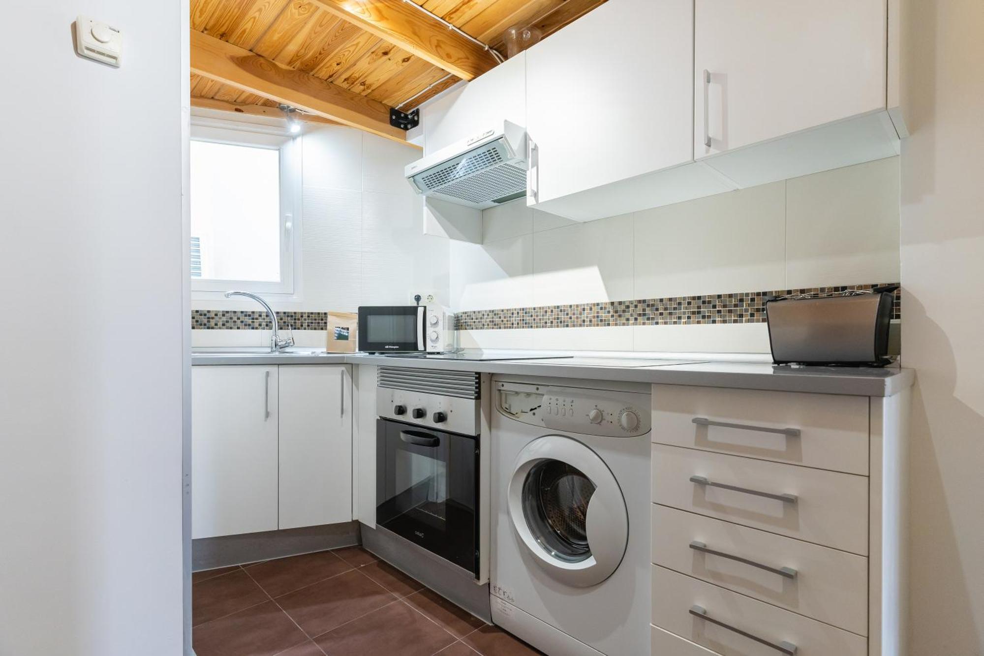 2 Bedrooms 1,5Bathrooms Furnished - Sol - Bright & Functional - Mintystay Мадрид Экстерьер фото